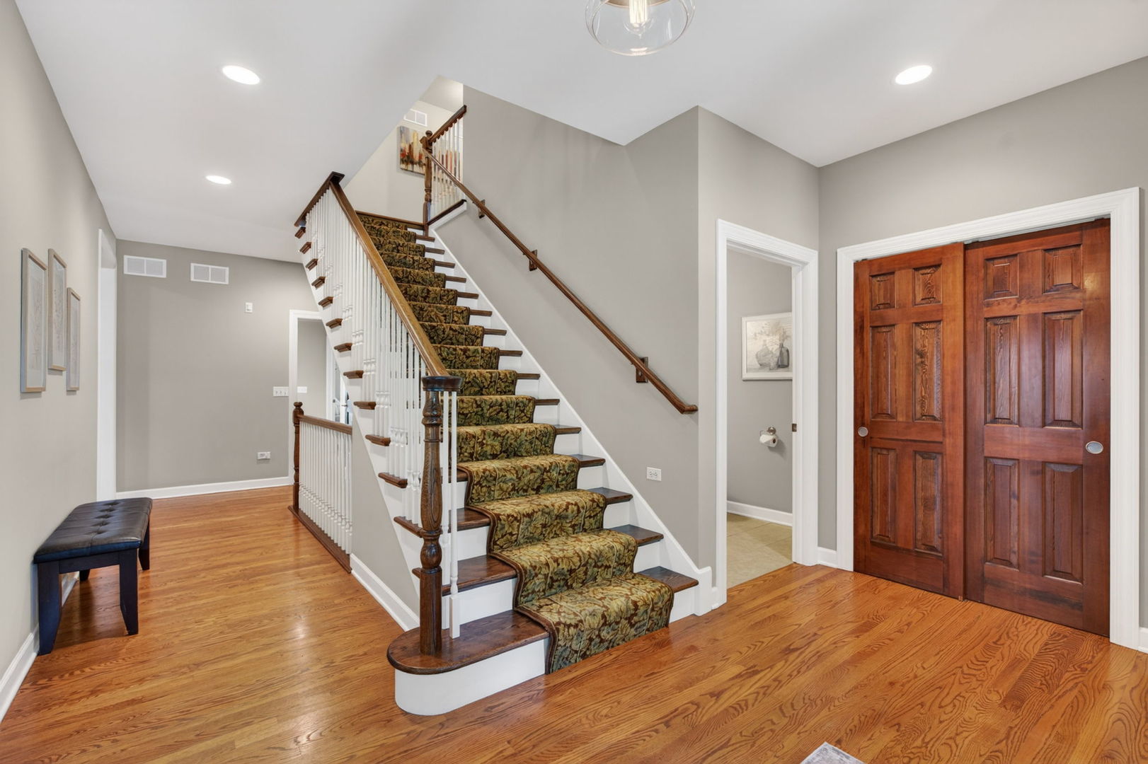 1045 MAGNOLIA Lane, Naperville, IL 60540