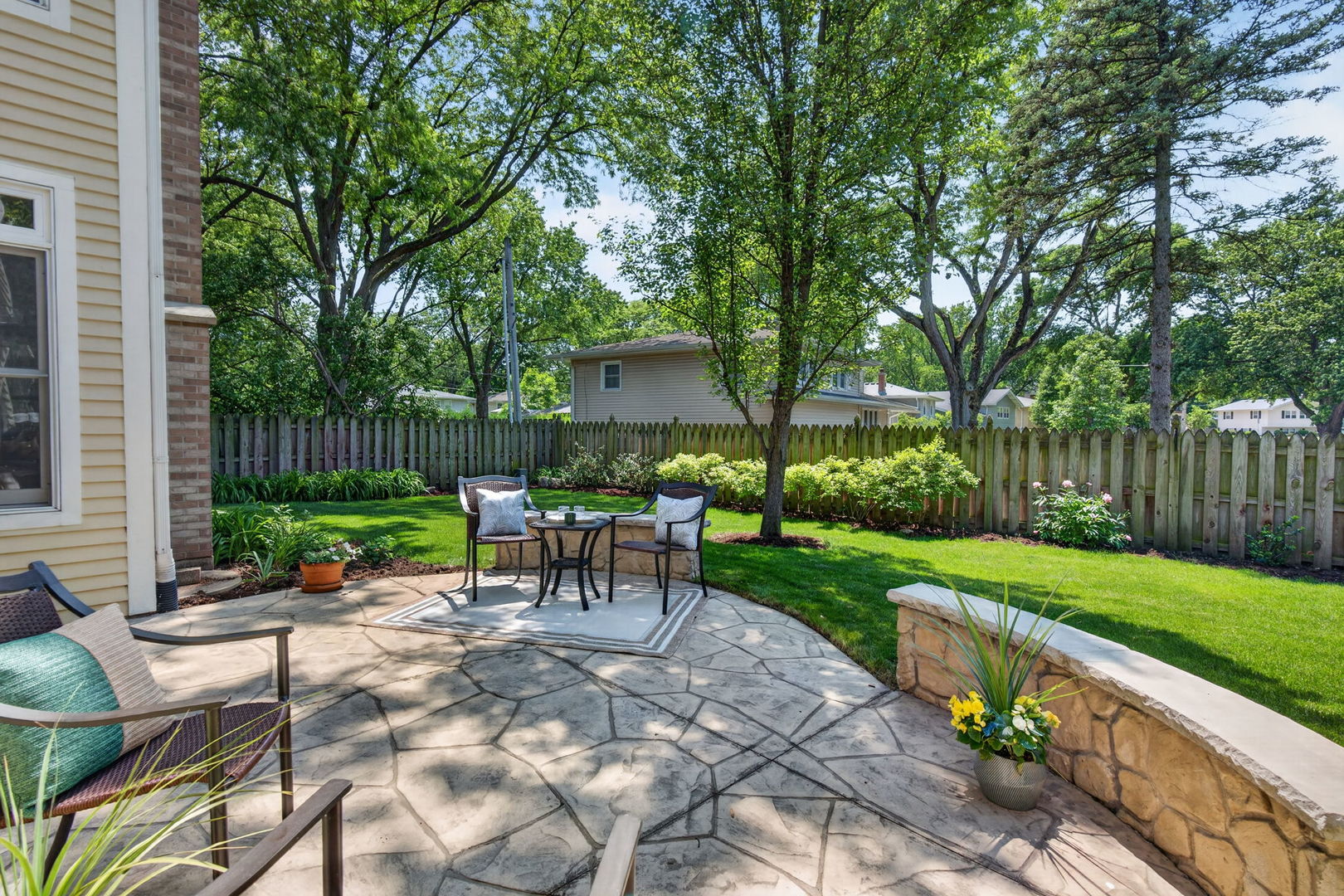 1045 MAGNOLIA Lane, Naperville, IL 60540