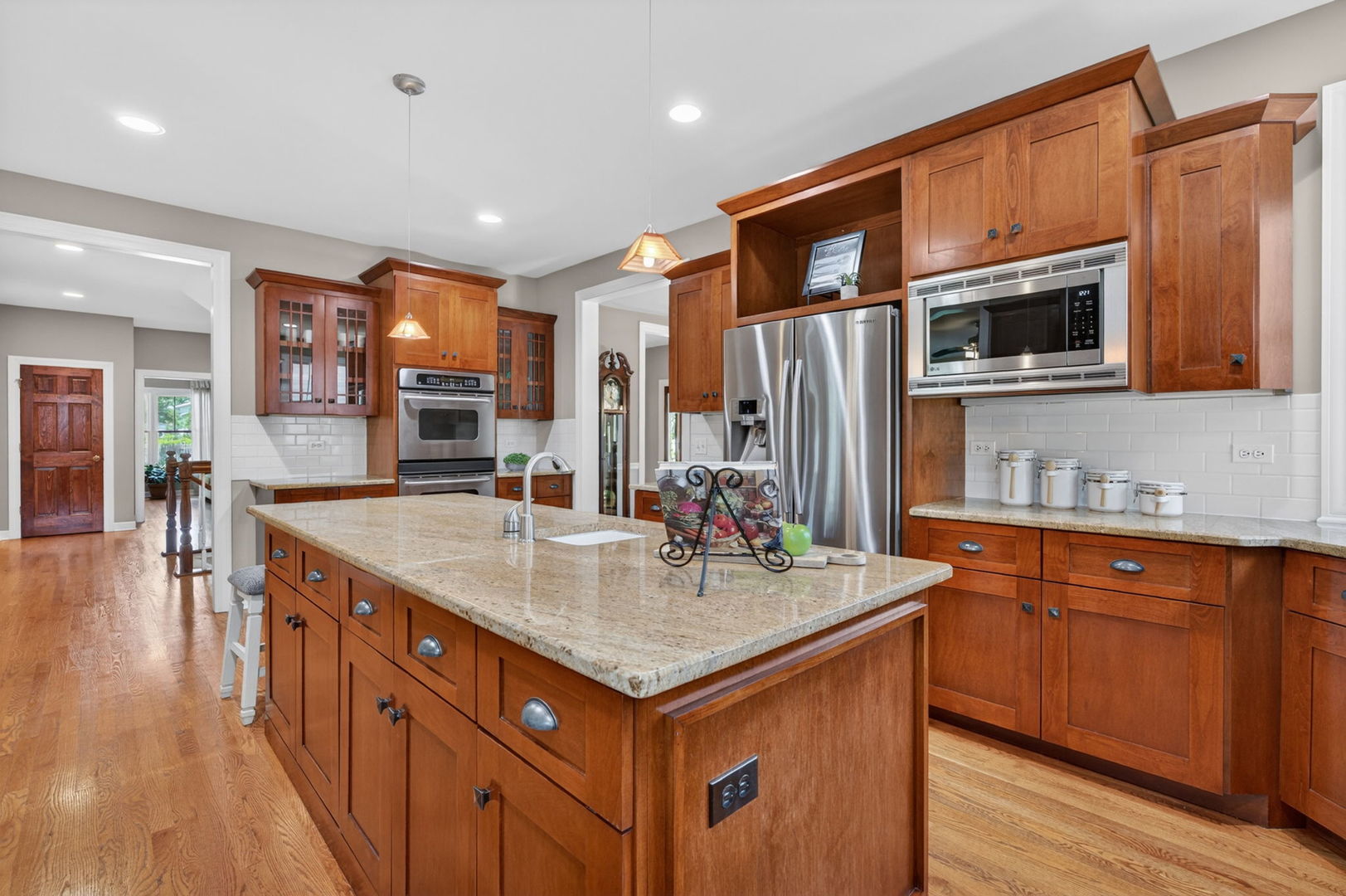 1045 MAGNOLIA Lane, Naperville, IL 60540