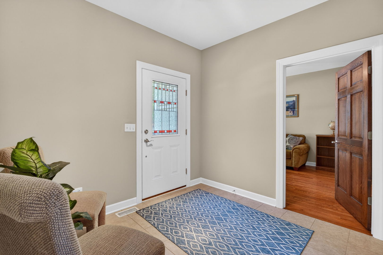 1045 MAGNOLIA Lane, Naperville, IL 60540