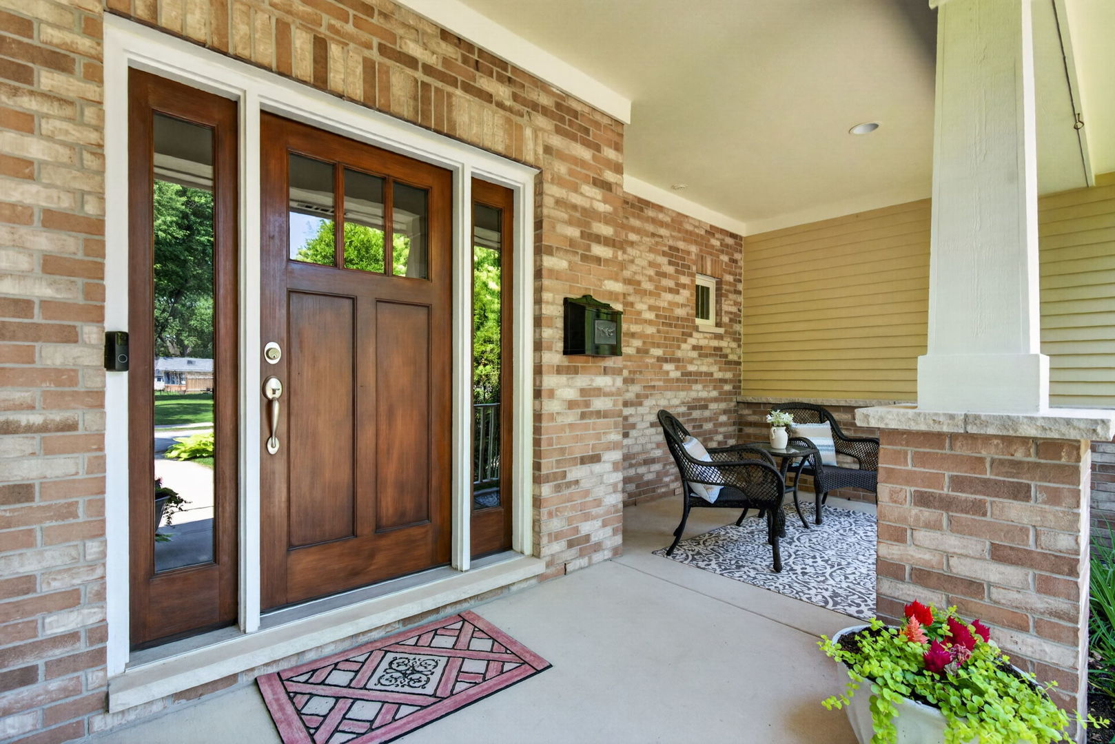 1045 MAGNOLIA Lane, Naperville, IL 60540
