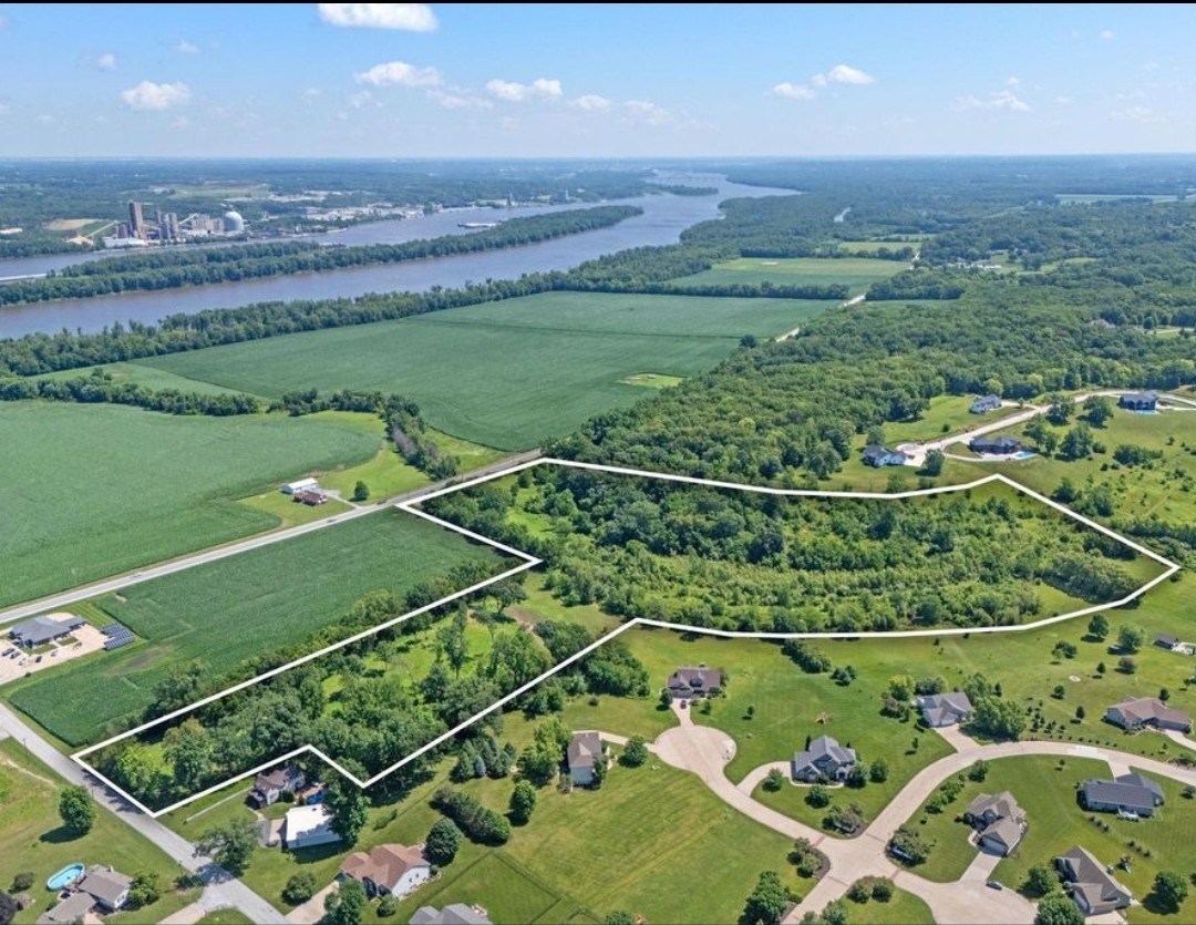 801 8th Street, Andalusia, IL 61232