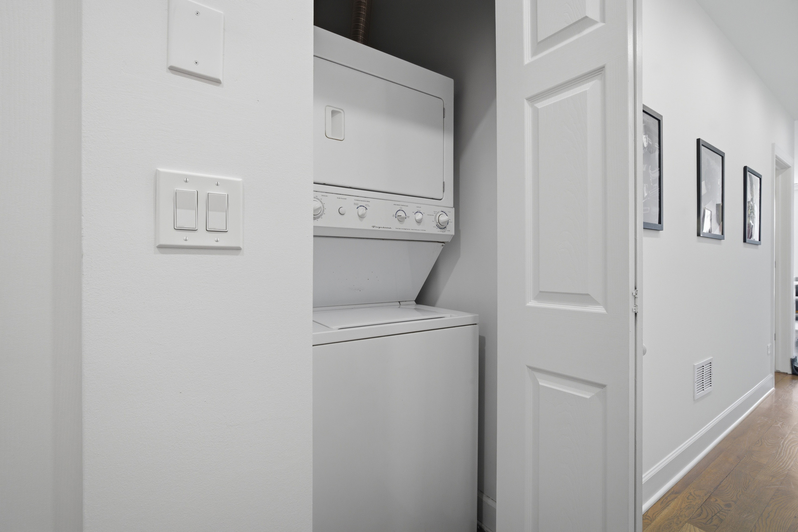 2700 W Belmont Avenue #403, Chicago, IL 60618