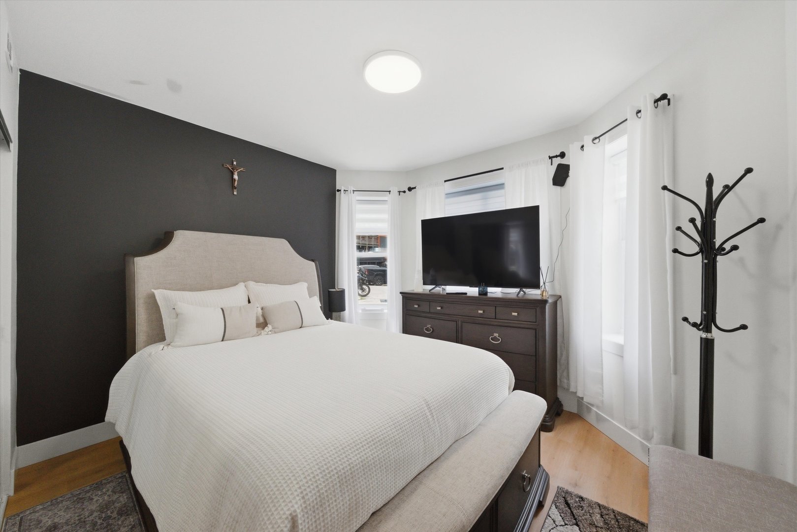 3215 N Francisco Avenue #GS, Chicago, IL 60618