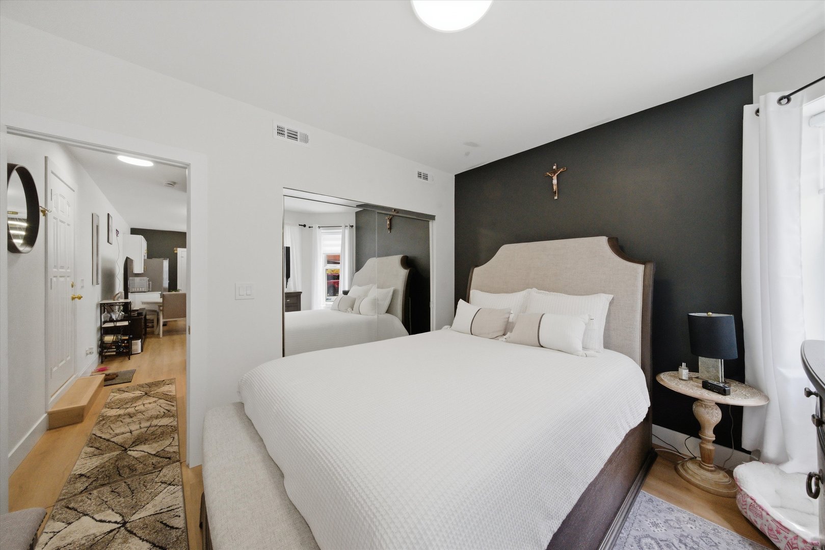 3215 N Francisco Avenue #GS, Chicago, IL 60618