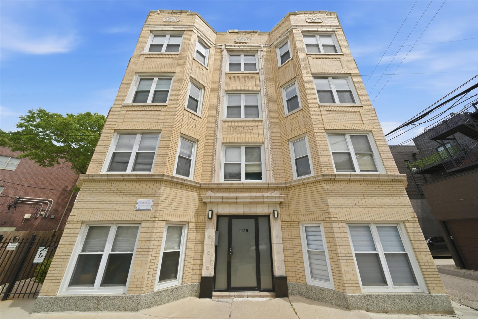 3215 N Francisco Avenue #GS, Chicago, IL 60618