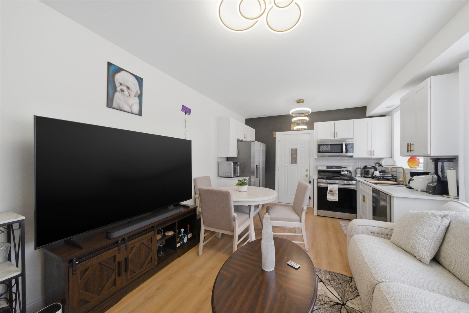 3215 N Francisco Avenue #GS, Chicago, IL 60618