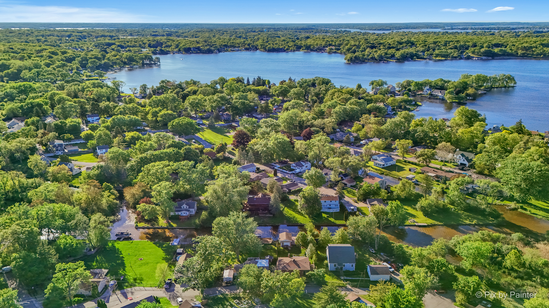34820 N Holman Avenue, Ingleside, IL 60041