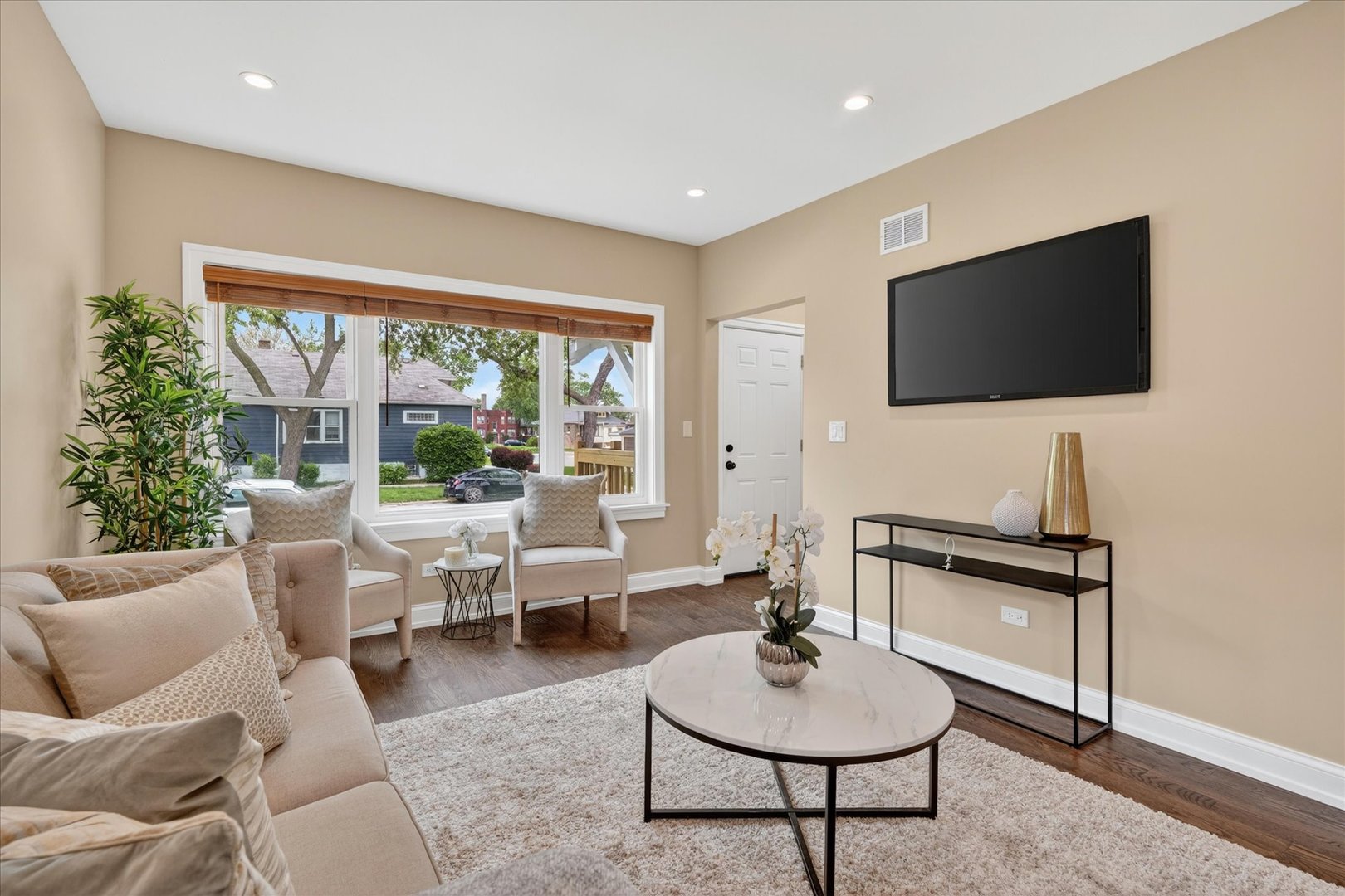 10103 S Aberdeen Street, Chicago, IL 60643