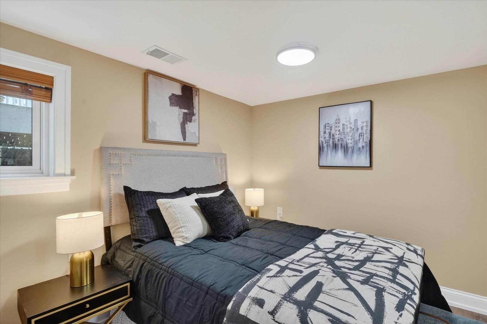 10103 S Aberdeen Street, Chicago, IL 60643