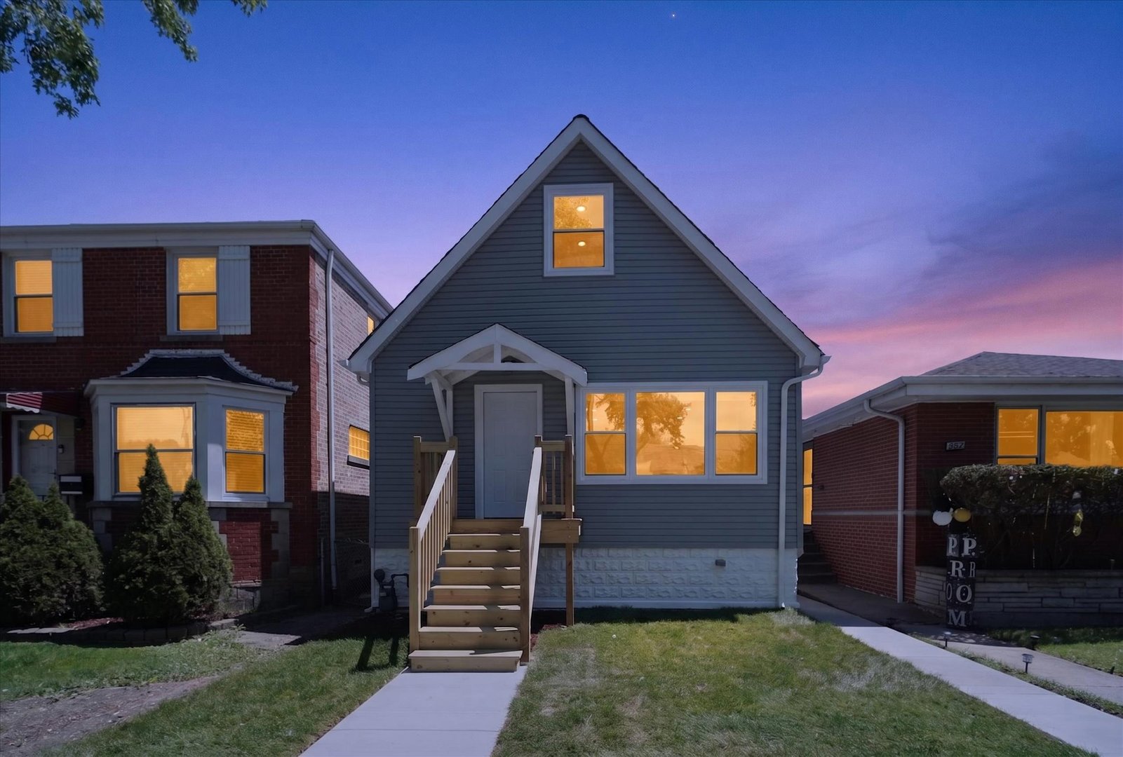 10103 S Aberdeen Street, Chicago, IL 60643