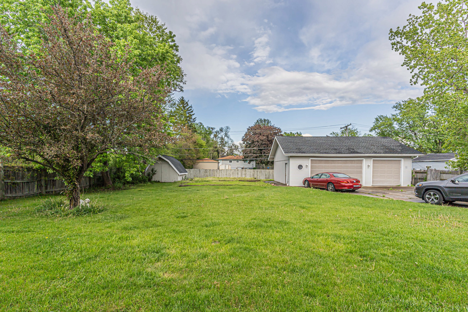 1275 Bloomingdale Road, Glendale Heights, IL 60139