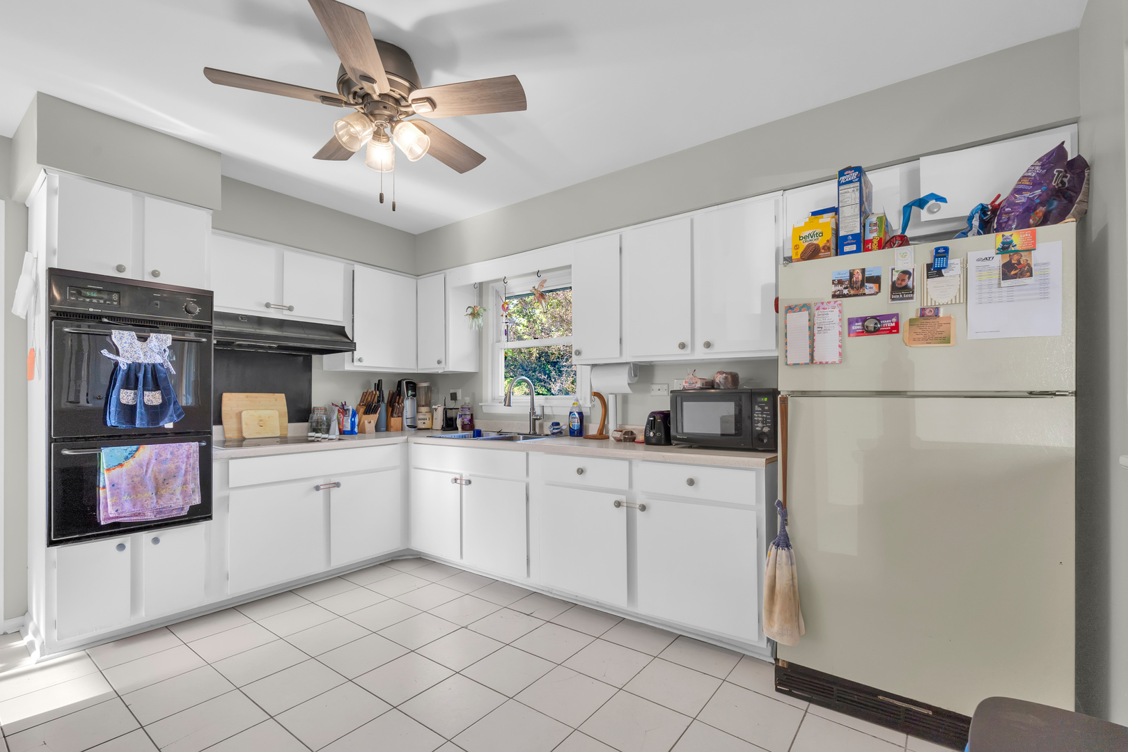 1275 Bloomingdale Road, Glendale Heights, IL 60139