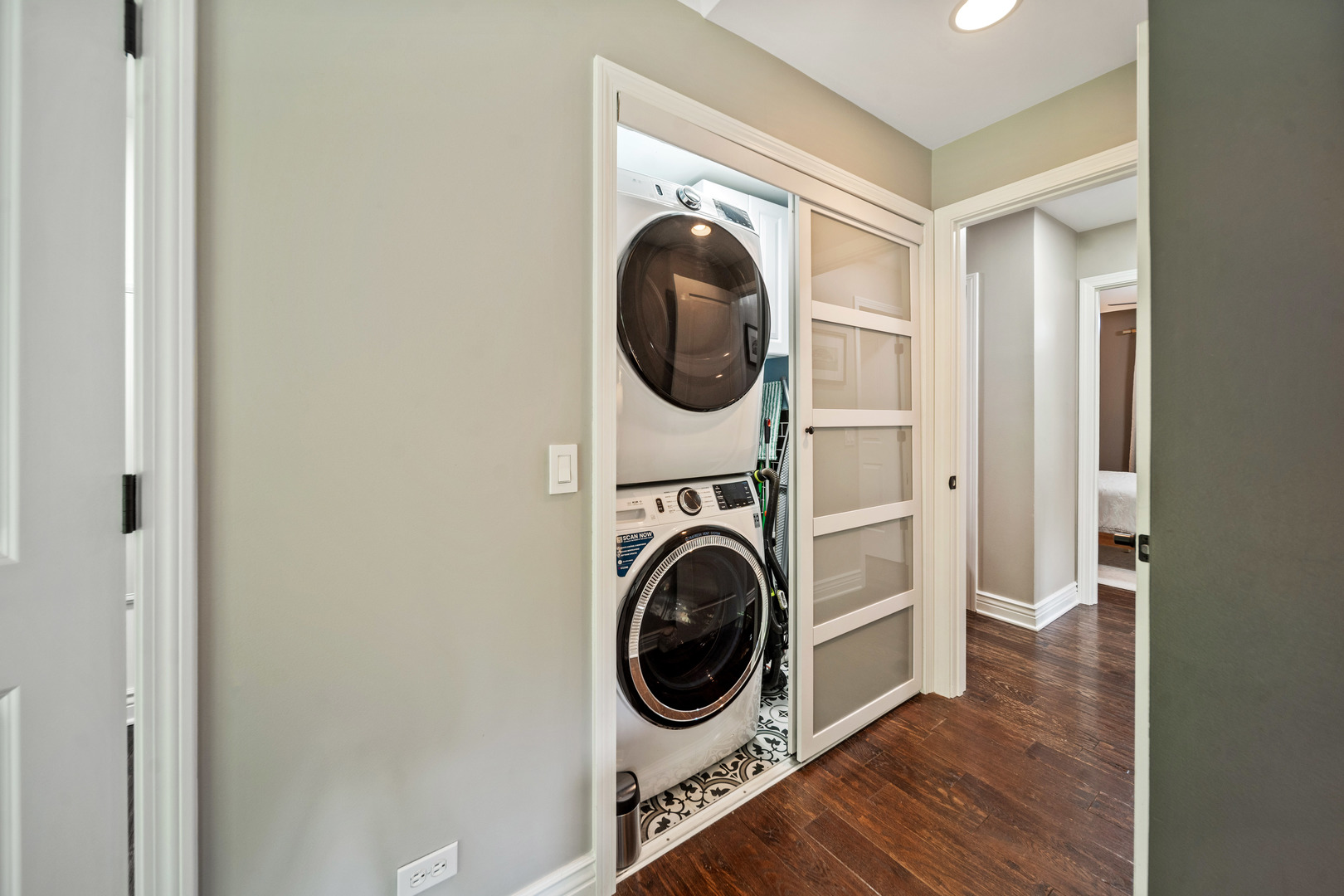 28W140 Mack Road, Wheaton, IL 60189