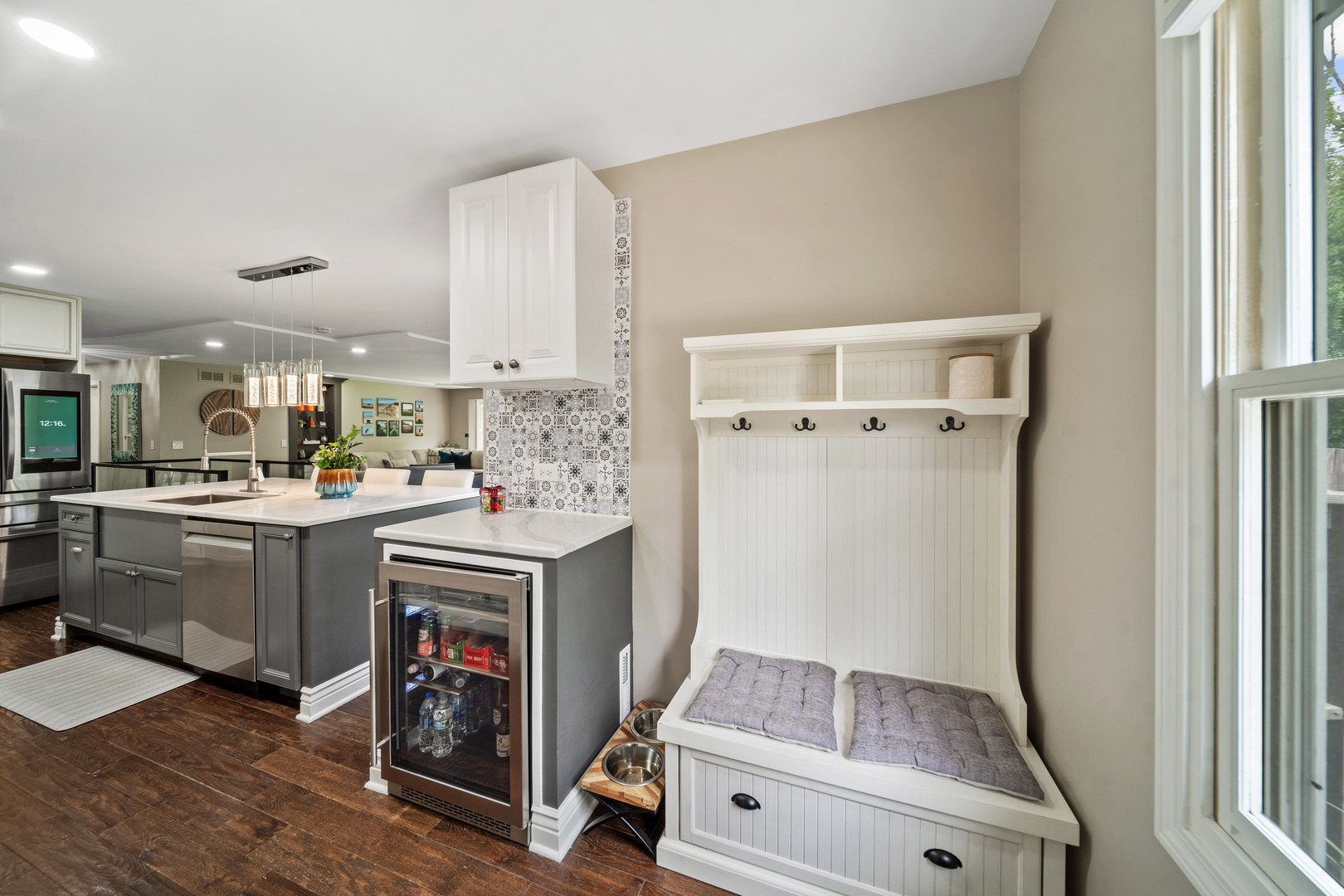 28W140 Mack Road, Wheaton, IL 60189