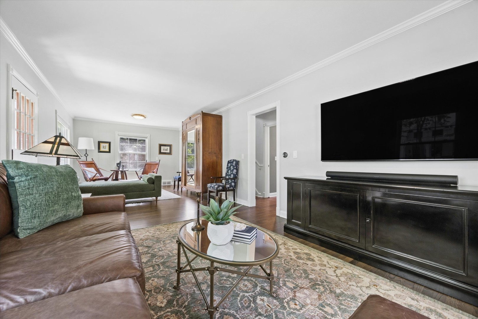 817 N Eagle Street, Naperville, IL 60563