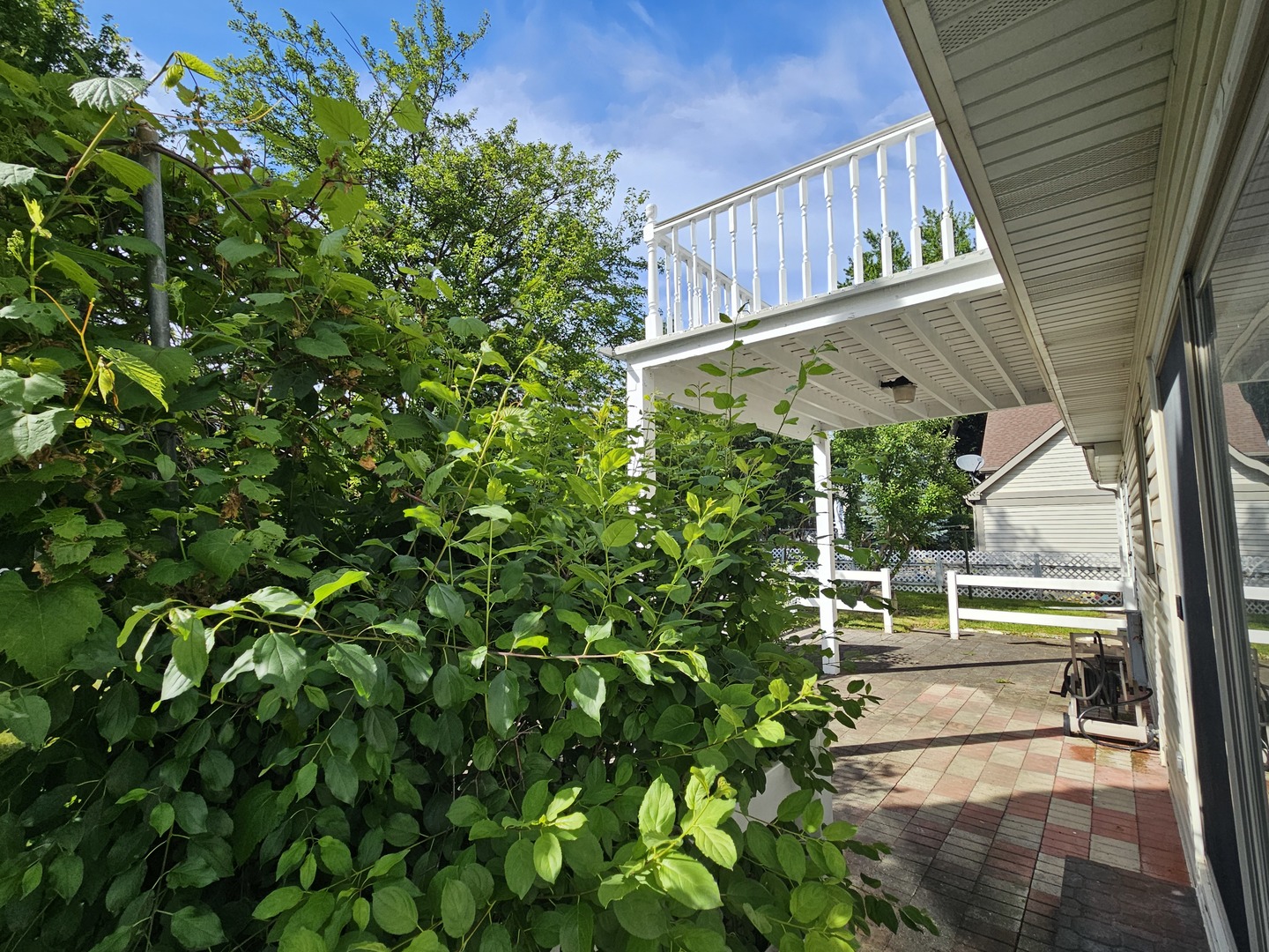 10 Mayflower Road, Vernon Hills, IL 60061