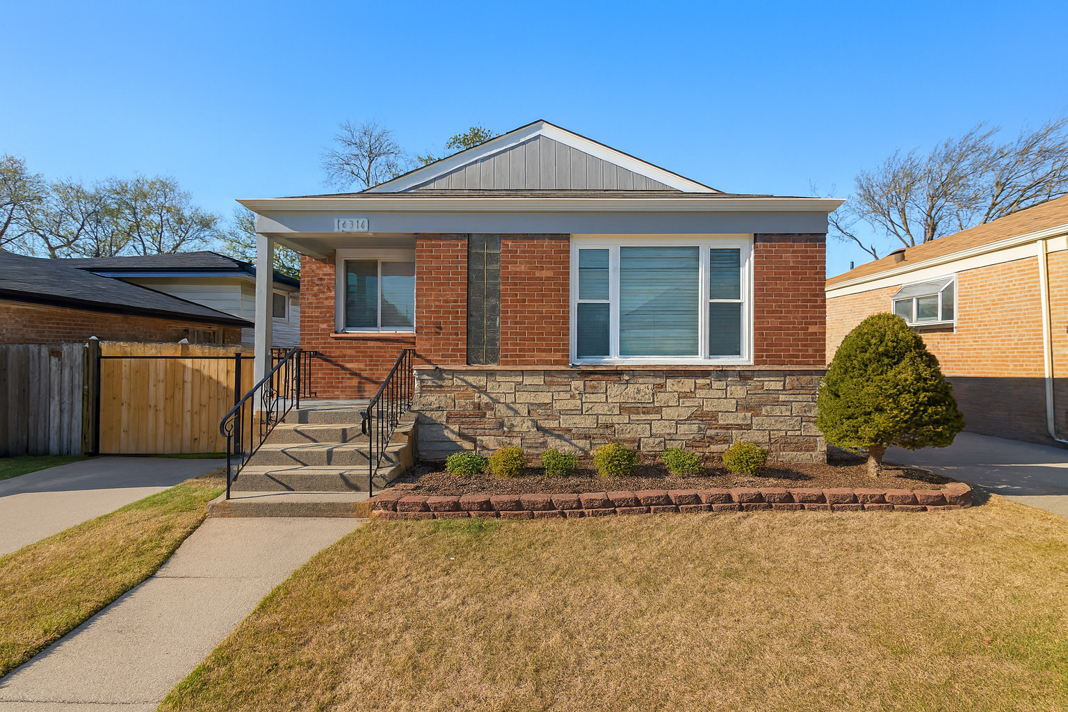 14314 MINERVA Avenue, Dolton, IL 60419