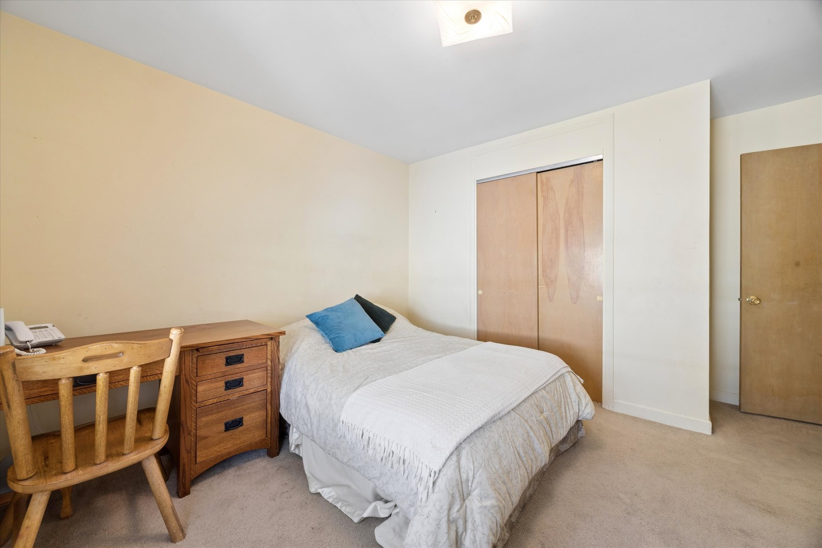 1024 S Spring Avenue, La Grange, IL 60525