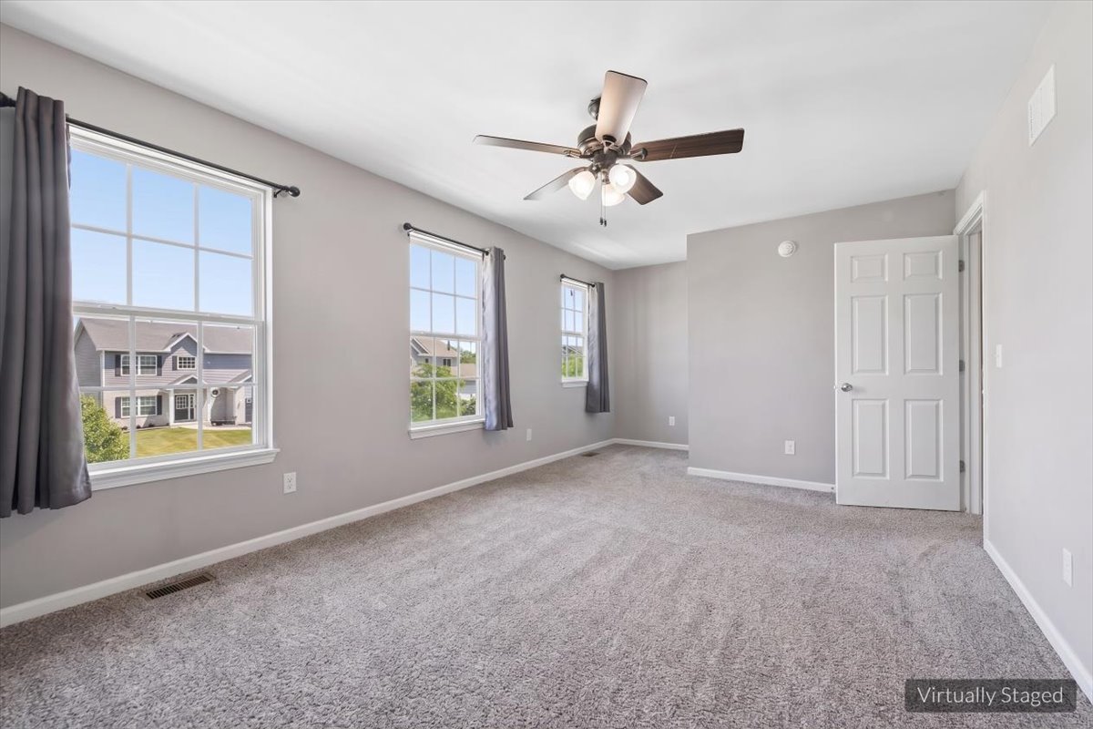 2939 Foxwood Drive, New Lenox, IL 60451