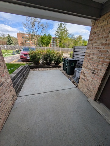 1756 Fayette #C, Hoffman Estates, IL 60169
