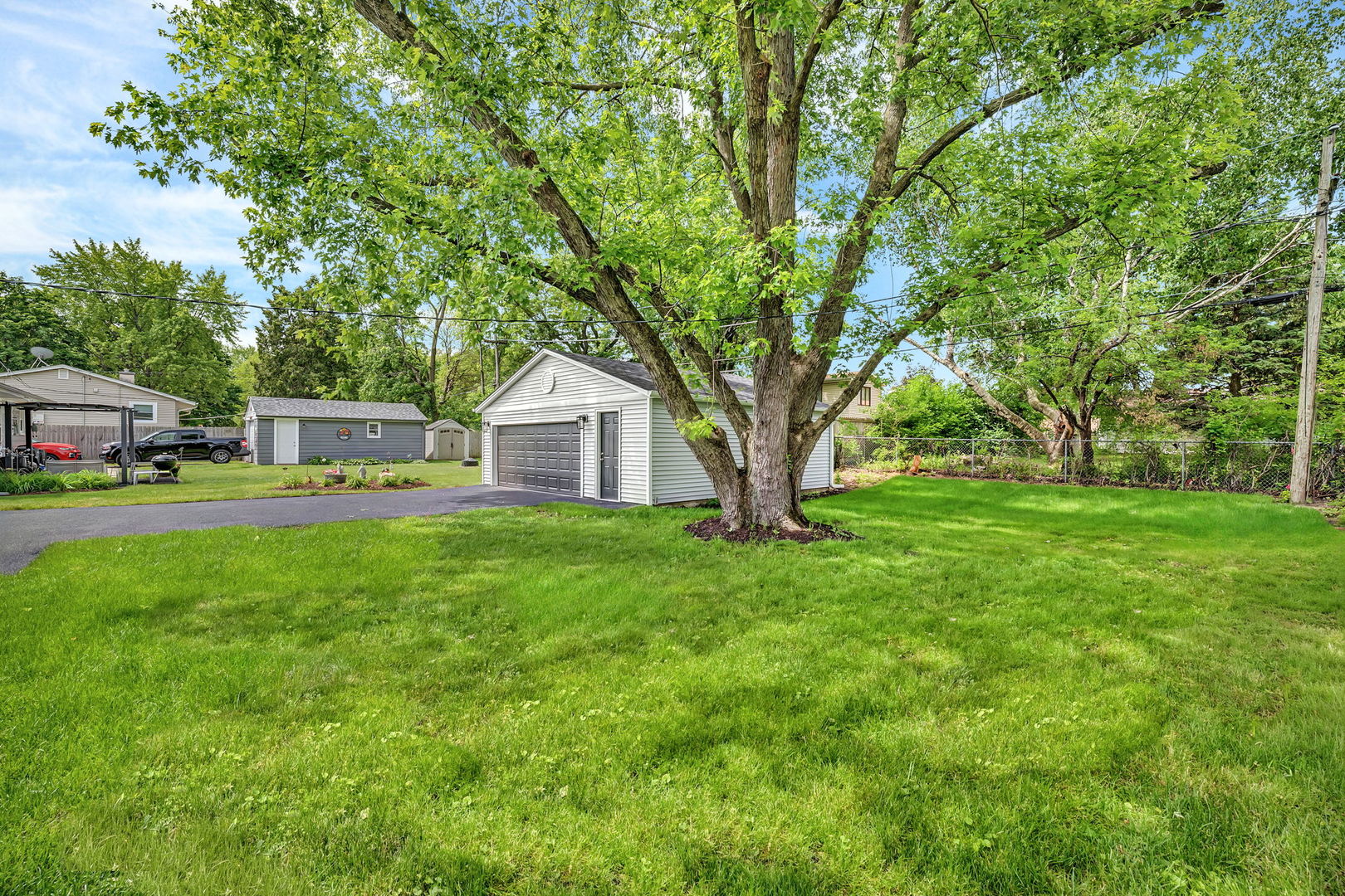 512 N Westlawn Avenue, Aurora, IL 60506