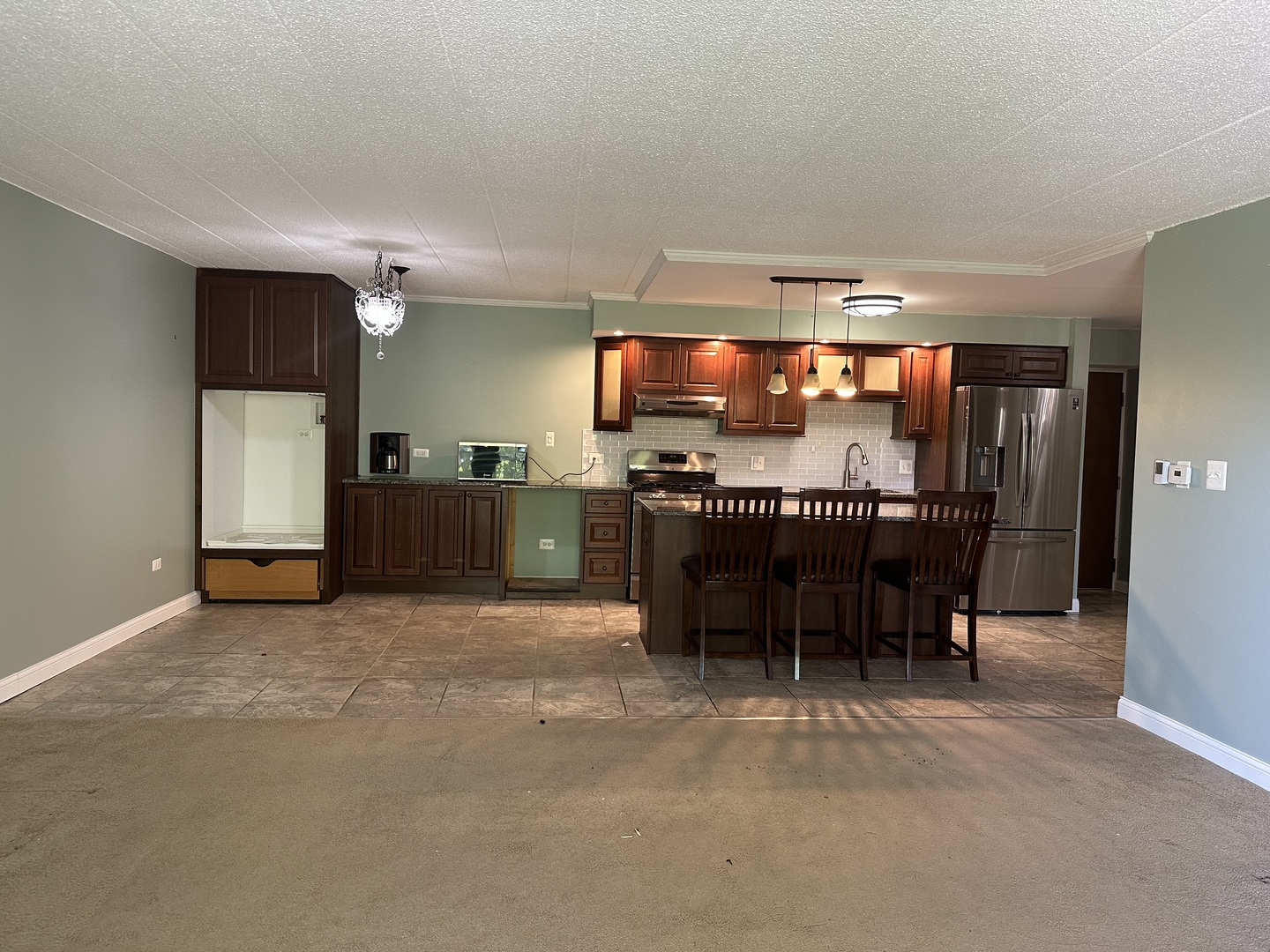110 W Butterfield Road #402S, Elmhurst, IL 60126