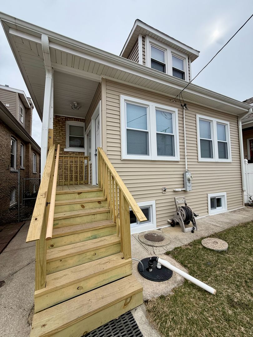 2136 N 75th Avenue, Elmwood Park, IL 60707