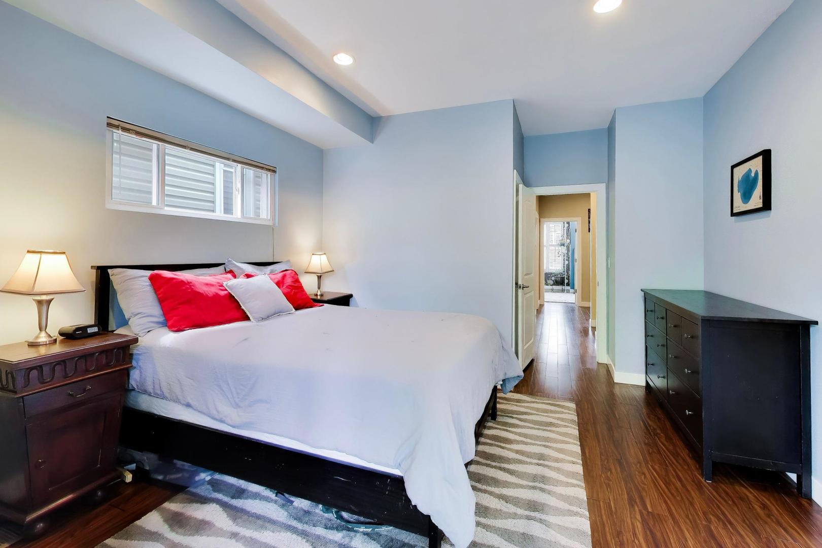 3526 W McLean Avenue, Chicago, IL 60647