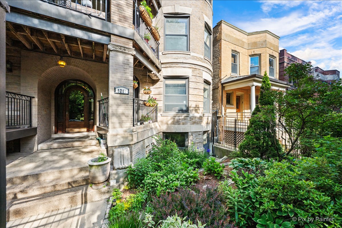 5217 N Winthrop Avenue #G, Chicago, IL 60640
