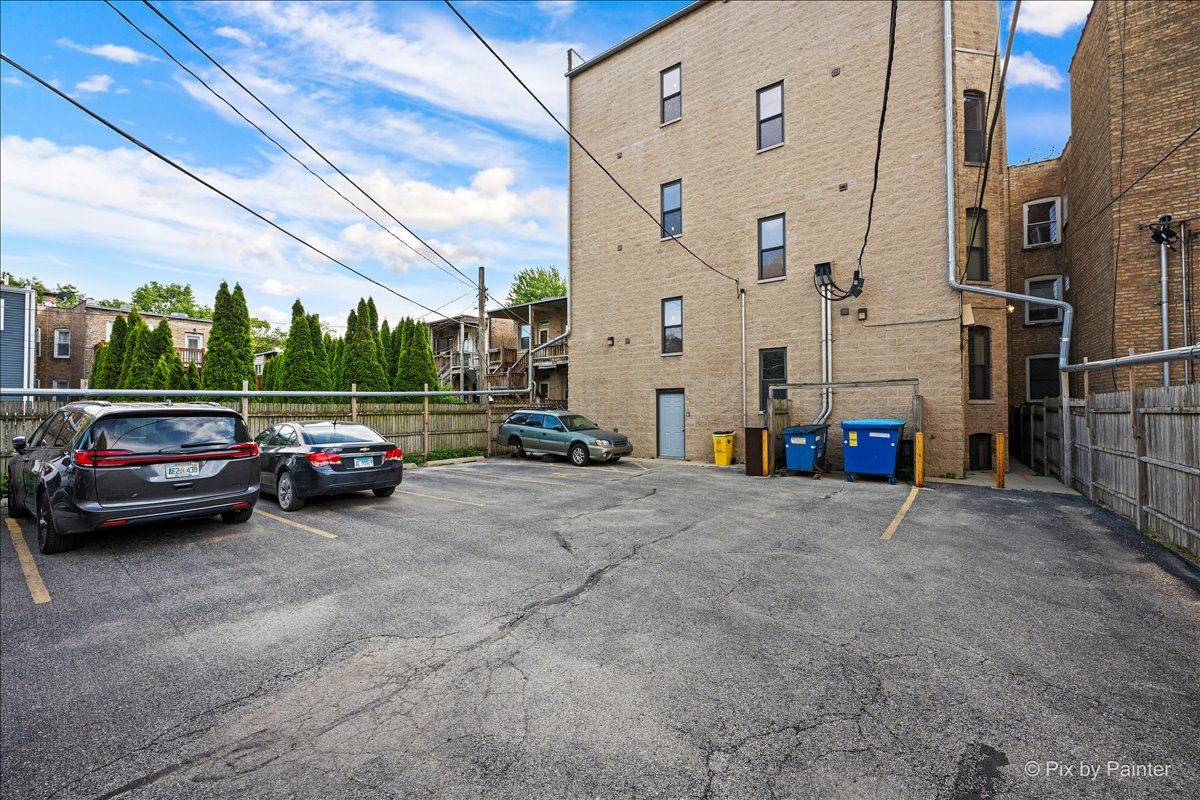 5217 N Winthrop Avenue #G, Chicago, IL 60640
