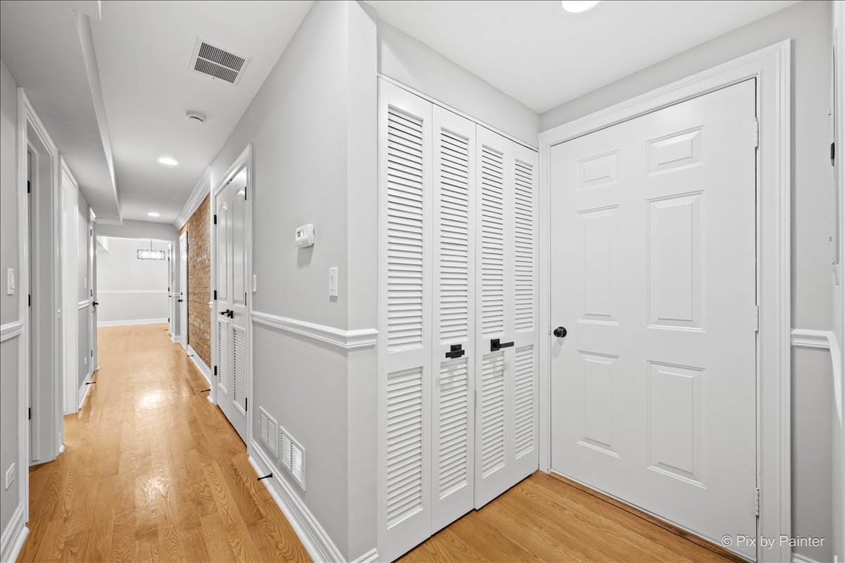 5217 N Winthrop Avenue #G, Chicago, IL 60640