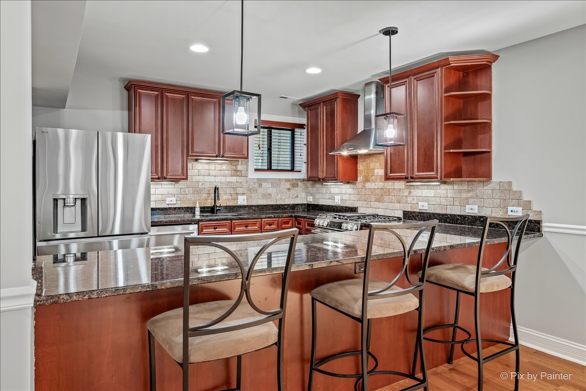5217 N Winthrop Avenue #G, Chicago, IL 60640