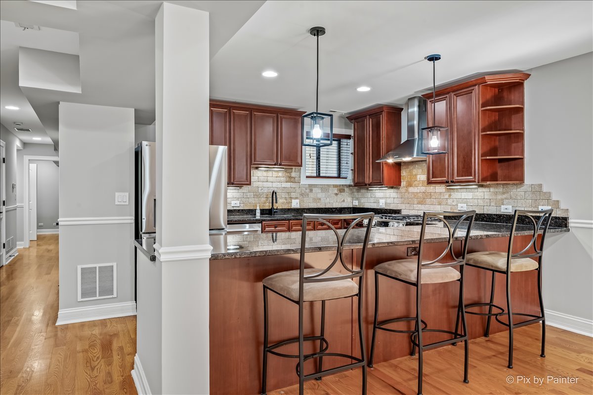 5217 N Winthrop Avenue #G, Chicago, IL 60640