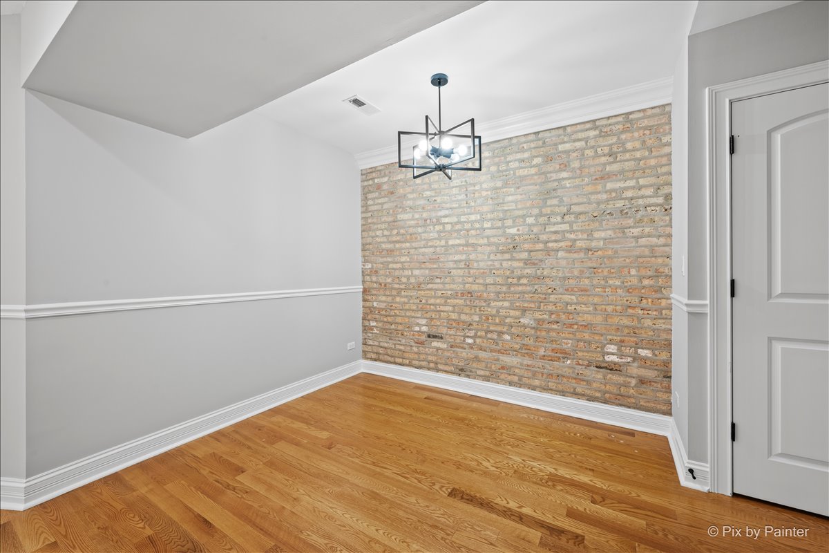 5217 N Winthrop Avenue #G, Chicago, IL 60640