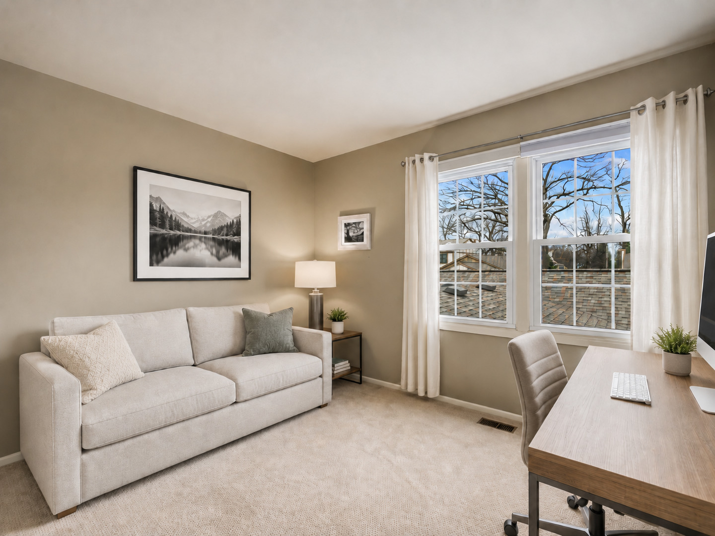1150 Oakview Drive, Wheaton, IL 60187