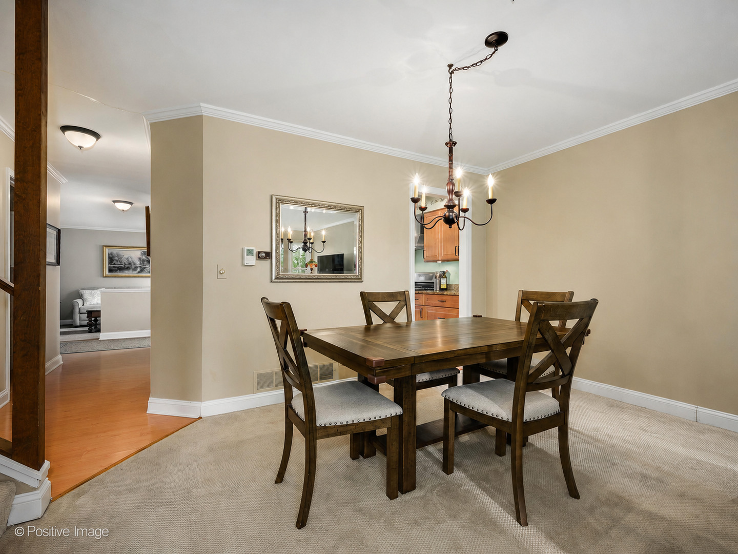 1150 Oakview Drive, Wheaton, IL 60187