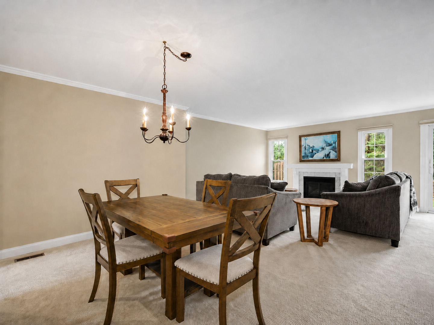 1150 Oakview Drive, Wheaton, IL 60187