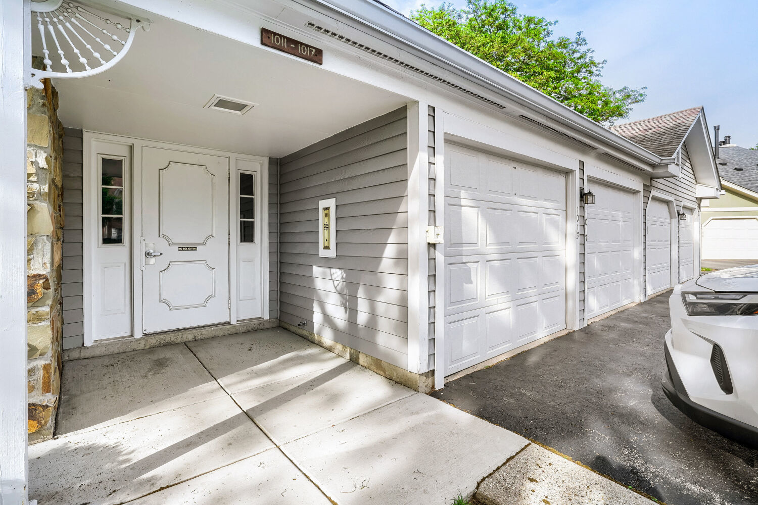 1017 Auburn Lane #1017, Buffalo Grove, IL 60089