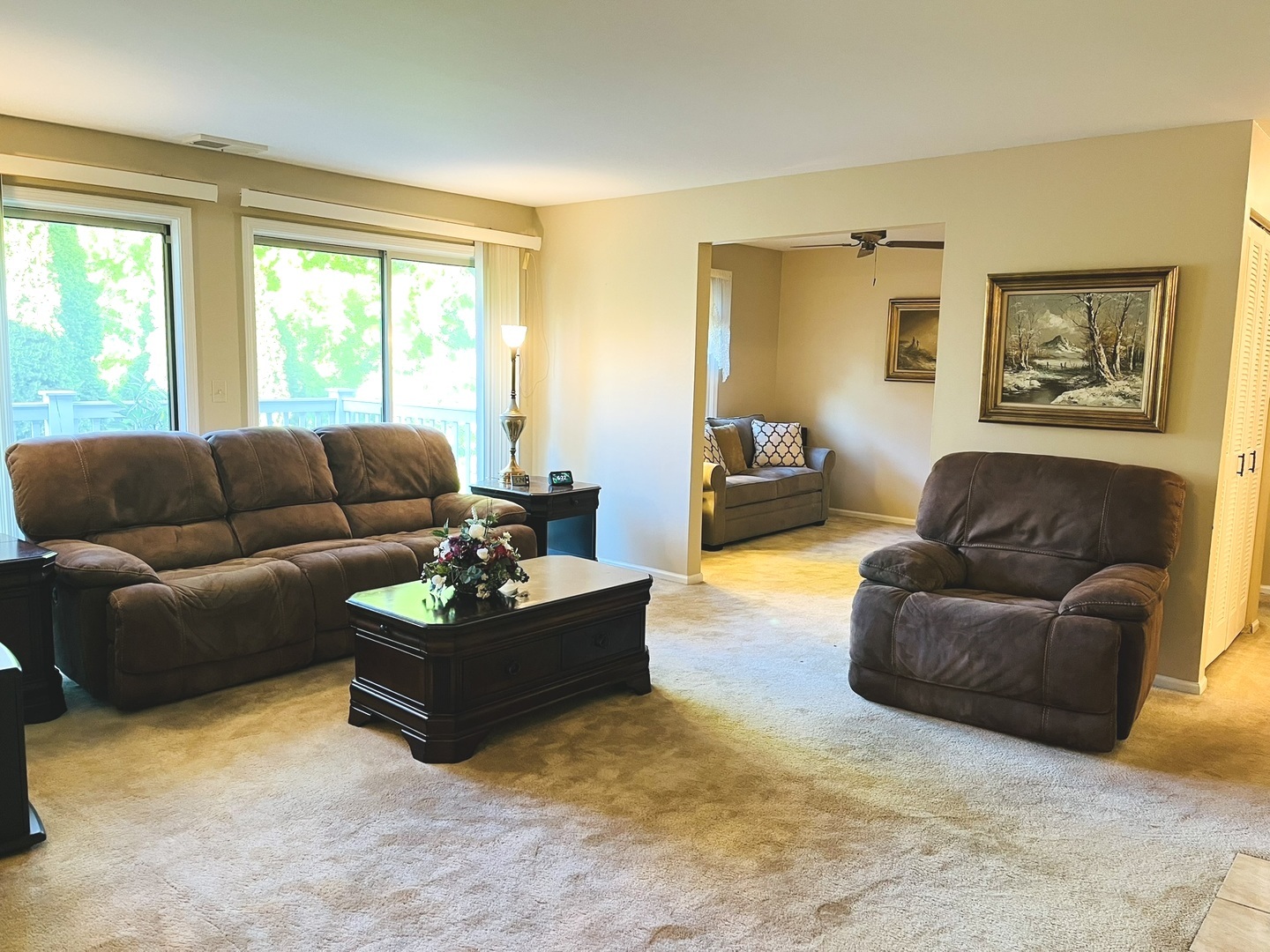 27 Exeter Court #202A, Naperville, IL 60565
