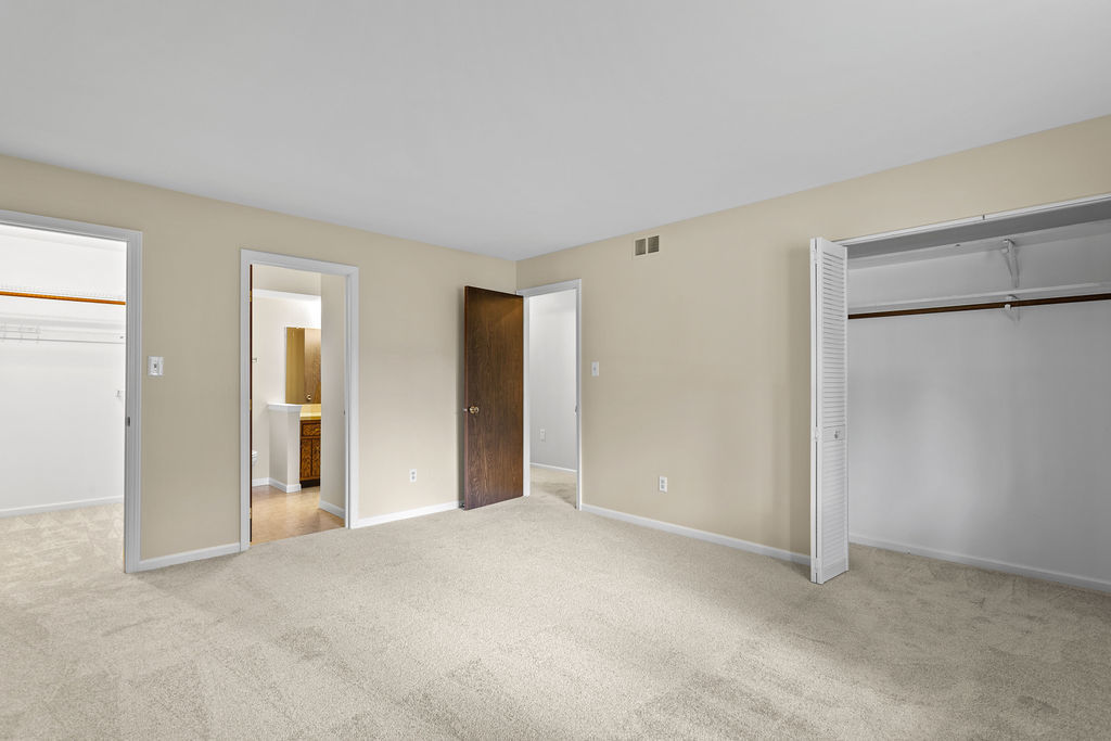 24445 W Lancelot Lane, Joliet, IL 60404