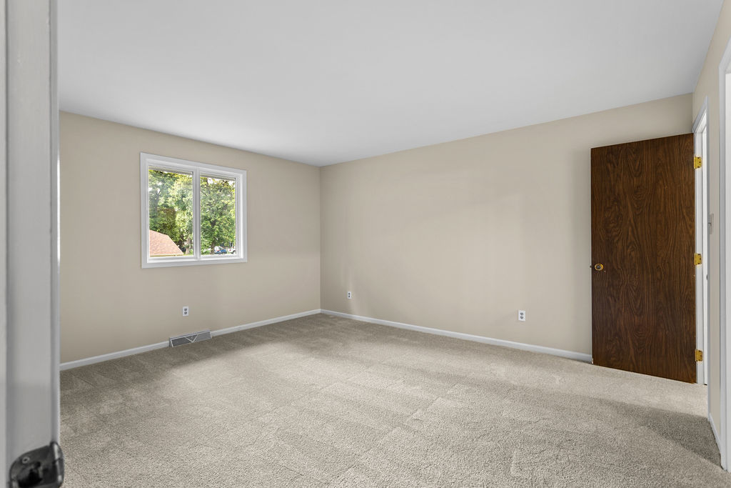 24445 W Lancelot Lane, Joliet, IL 60404