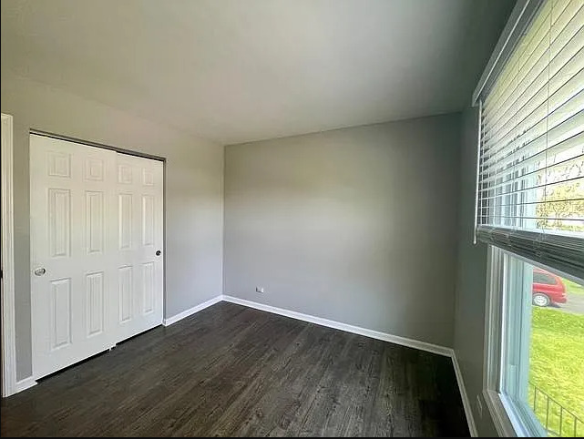 168 FARM GATE Lane, Bolingbrook, IL 60440