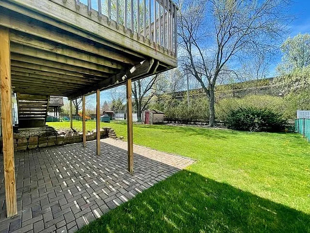 168 FARM GATE Lane, Bolingbrook, IL 60440