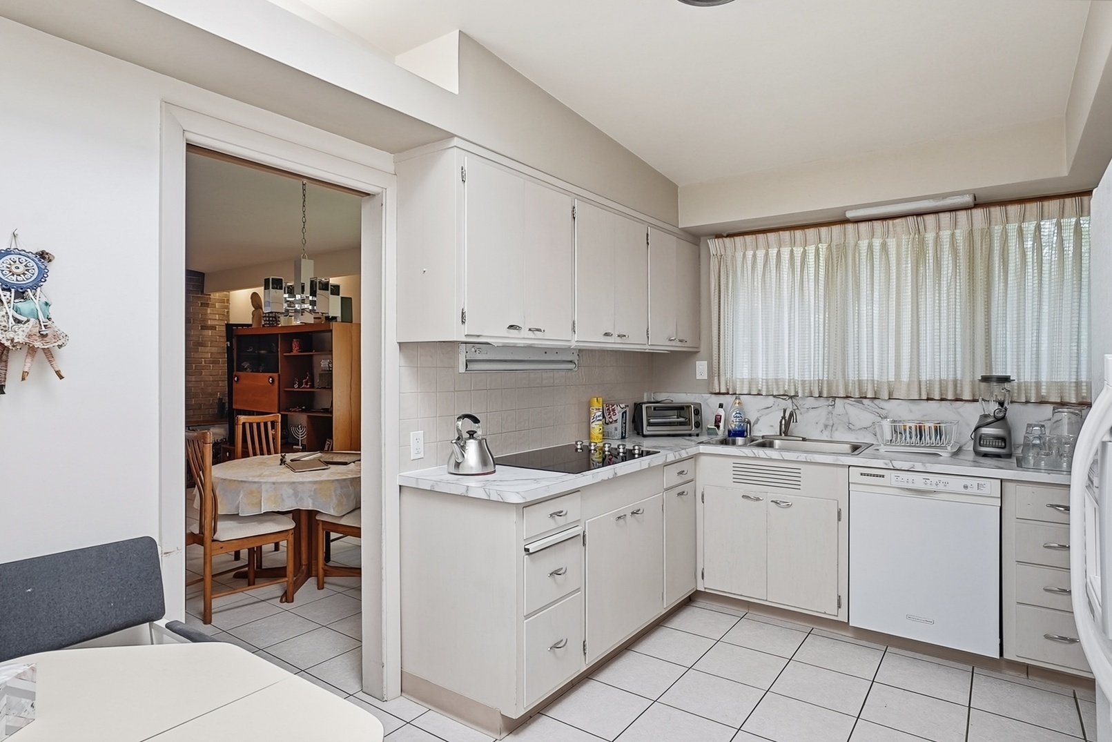 600 Florence Avenue, Evanston, IL 60202