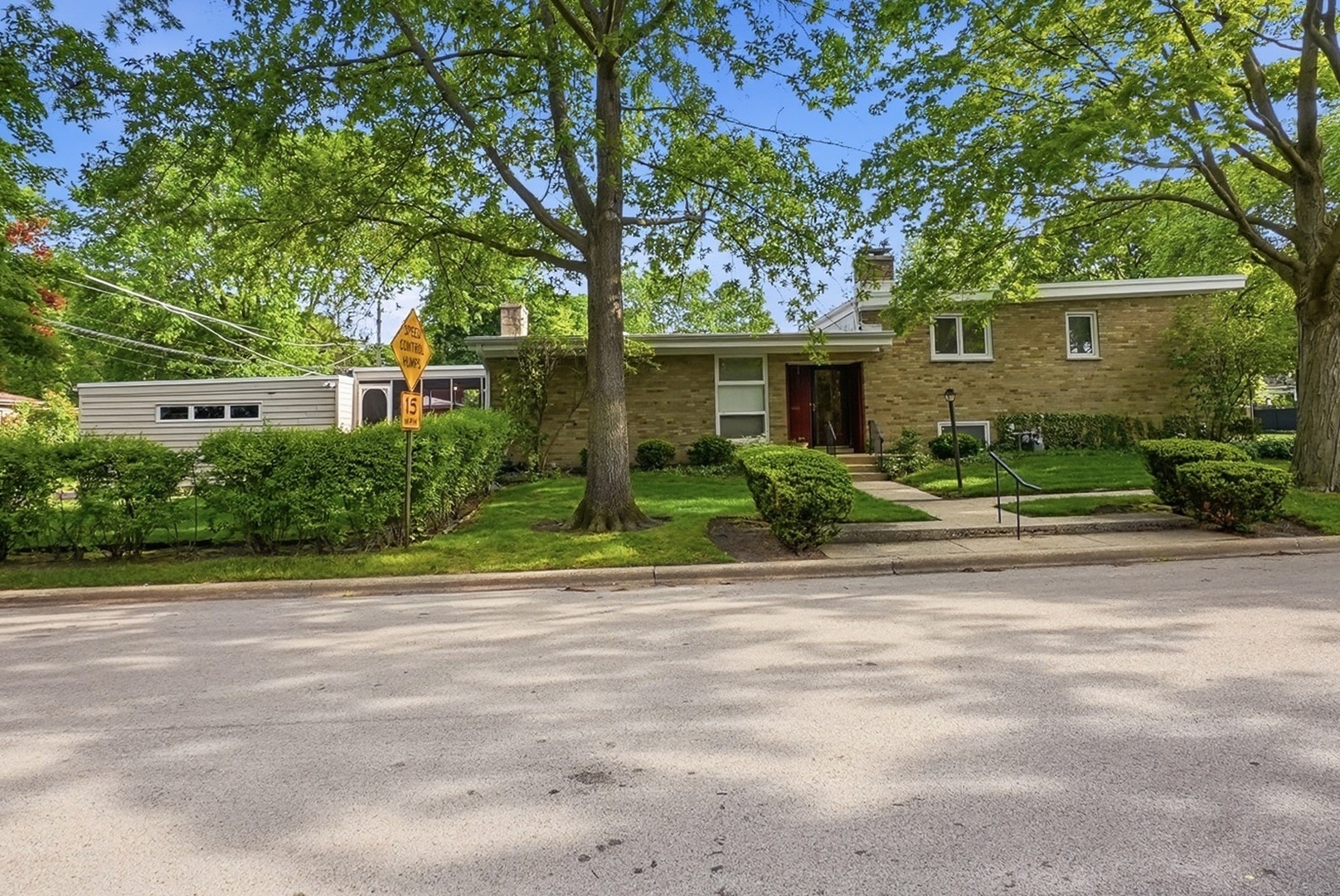 600 Florence Avenue, Evanston, IL 60202