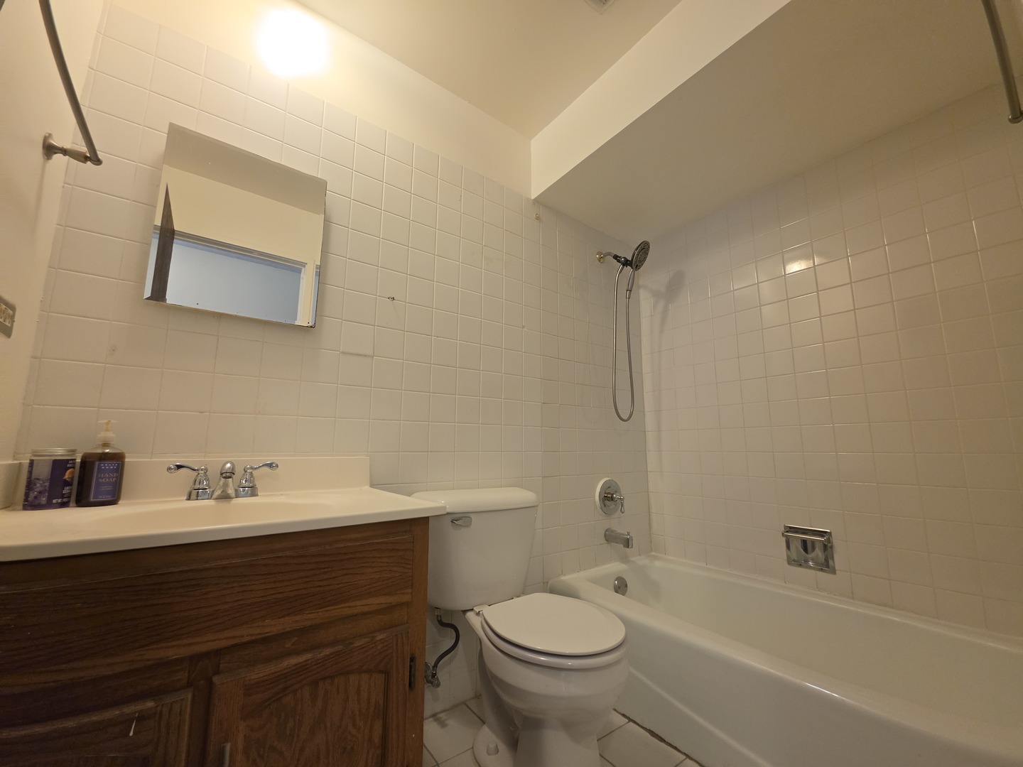 225 Gregory Street #10, Aurora, IL 60504