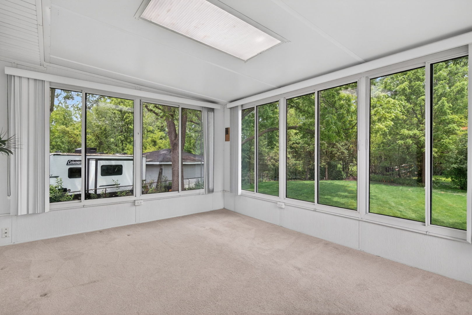 100 Shady Lane, Bolingbrook, IL 60440