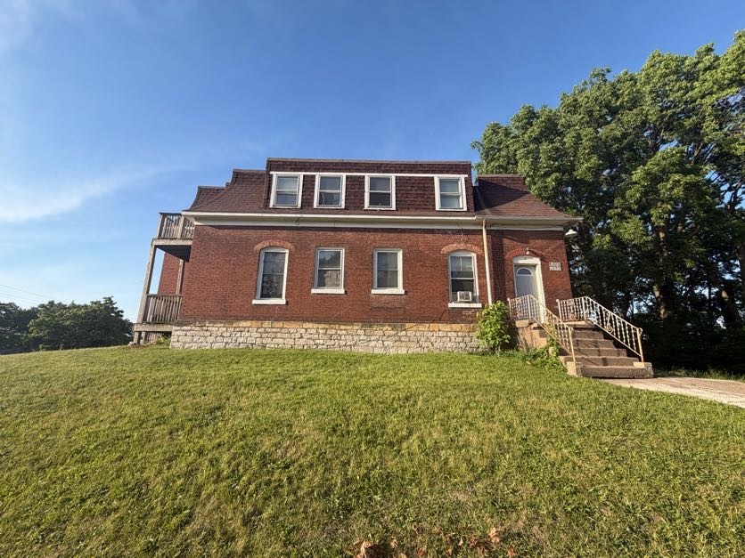 620/26 N Perry Street, Davenport, IA 52803