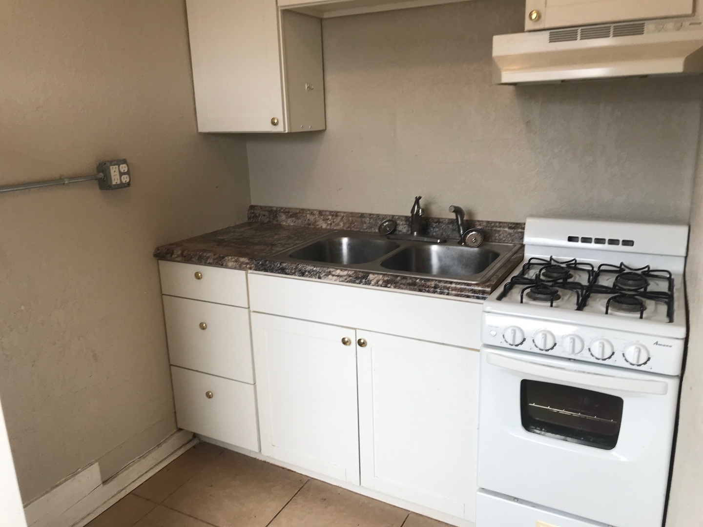 620/26 N Perry Street, Davenport, IA 52803